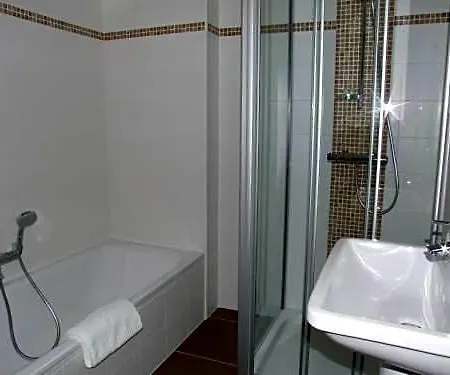 Ξενοδοχείο Well'in 3*